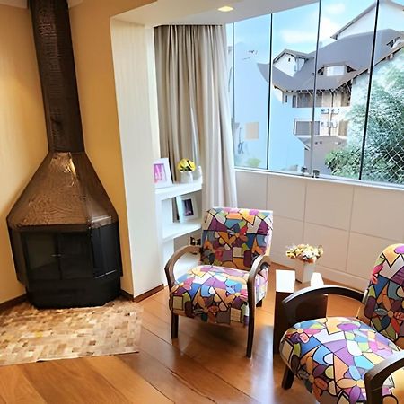 Maravilhoso Apartamento No Centro De Грамаду Екстериор снимка